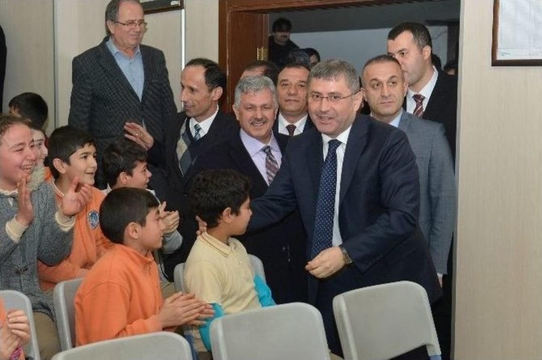 &Uuml;sk&uuml;dar Belediyesi&rsquo;nden Engelsiz Sınıfı