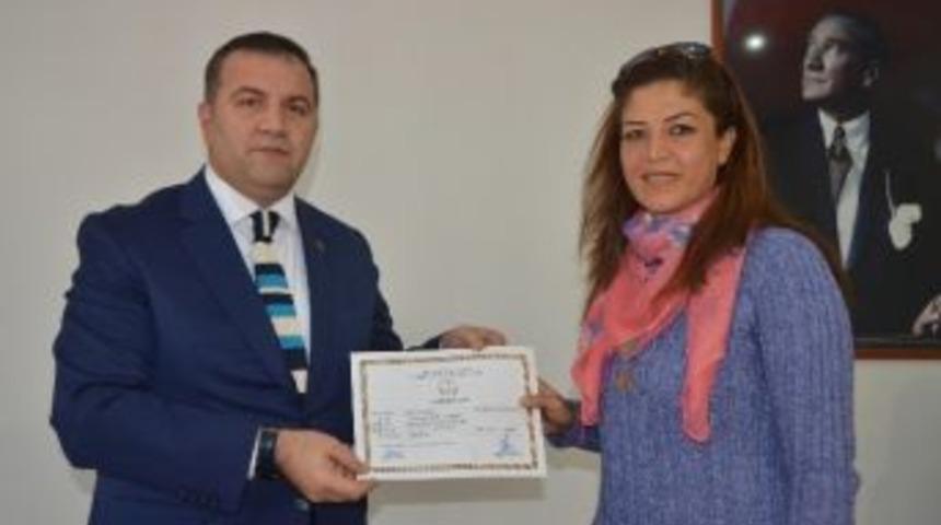 Mersin&rsquo;deki Rehberlik &Ouml;ğretmenlerine &Ccedil;ocuğa Şiddete Y&ouml;nelik Eğitim