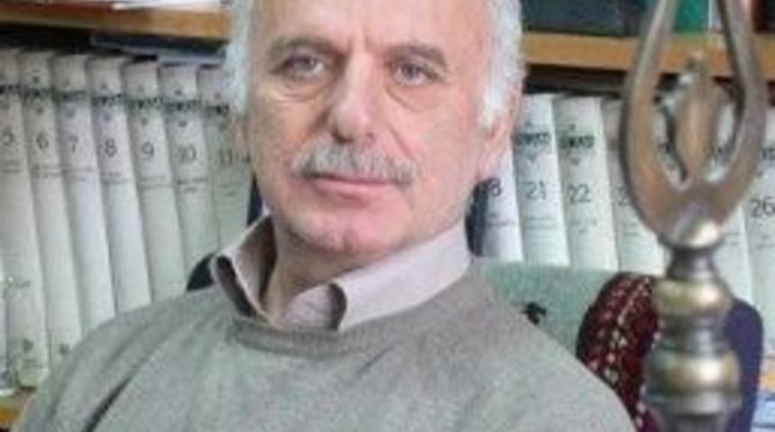 Prof. Dr Mustafa Kara: