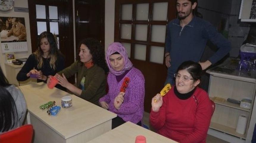 Engelli Bireyler Ritim Ve Drama G&ouml;sterisine Hazırlanıyor