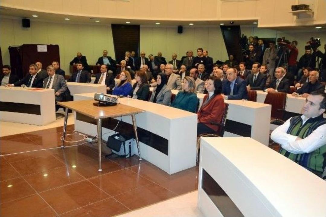 Kocasinan Belediyesinin Yeni Başkanı Ahmet &Ccedil;olakbayraktar Oldu