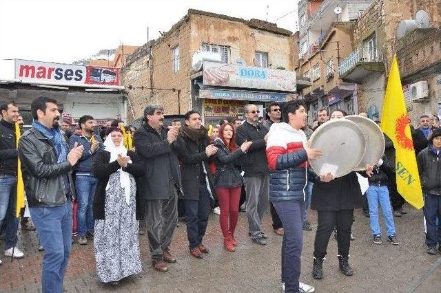 Derik’te Kesk Bileşenlerinden ’dünya Anadili Günü’ Açıklaması