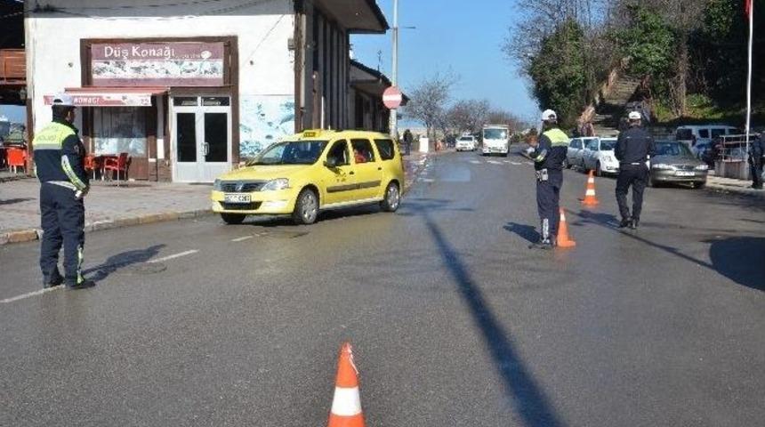 Trafik Ekiplerinden Ticari Taksilere Uygulama