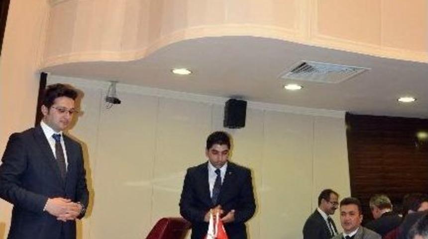 Kocasinan Belediye Başkanlığı Se&ccedil;iminde Korkuluk Camı Par&ccedil;alandı