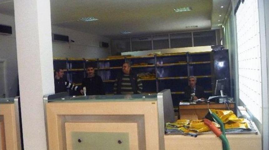 Ptt Kargo Taşındığı Yeni Yerinde Hizmet Vermeye Başladı