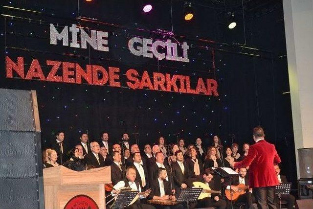 Nazende Şarkılar’a Yoğun İlgi