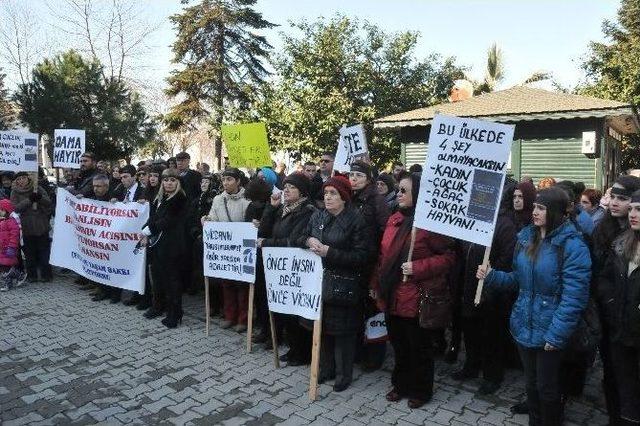 Akçakoca’da Özgecan Eylemi