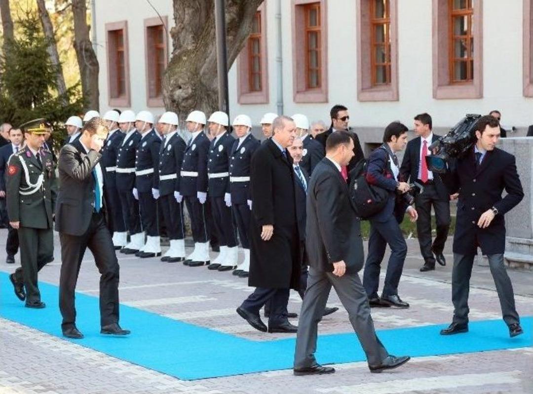 Cumhurbaşkanı Erdoğan, Malatya Valiliği Ve 2. Ordu Komutanlığı&rsquo;nı Ziyaret Etti