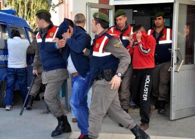 Antalya'da Fuhuş Operasyonunda 11 Tutuklama