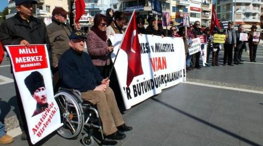 Marmaris'te 'sessiz &Ccedil;ığlık' Eyleminde Şiddete 'dur' Denildi