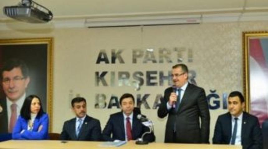 Van Milletvekili H&uuml;seyin &Ccedil;elik&rsquo;in Danışmanı Kenan Şahin Ak Parti&rsquo;den Aday Adayı Oldu