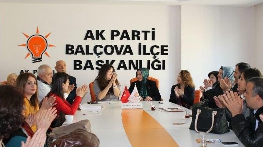 Ak Partili Seda Kurtaran&rsquo;a Yoğun İlgi