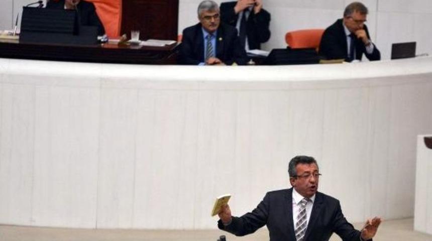 Genel Kurul'da Oturma Eylemi (2)