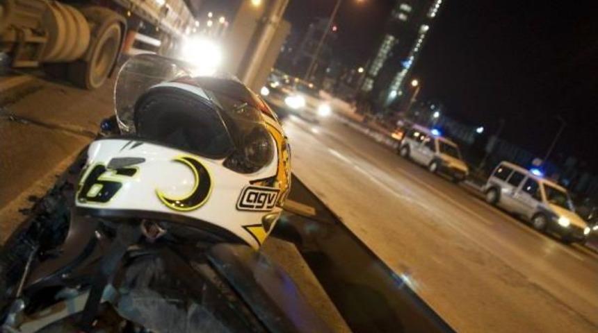 Motosikletin Çarptığı Genç Hayatını Kaybetti