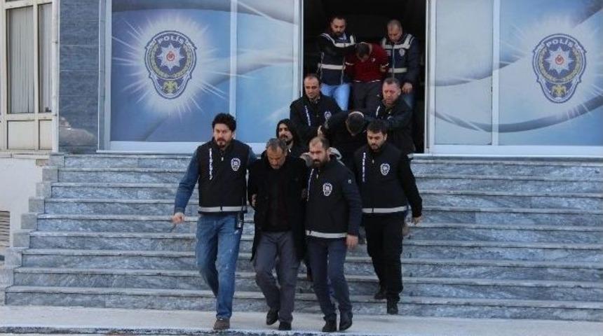 10 Yaşındaki Suriyeli &Ccedil;ocuğu Ka&ccedil;ıran Fidye &Ccedil;etesi Adliyeye Sevk Edildi