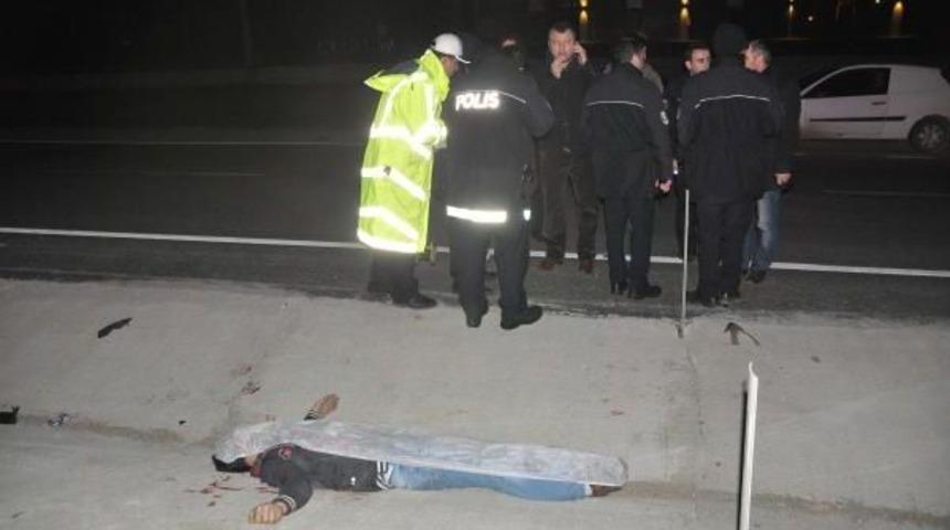 &Ccedil;arptığı Yaya &Ouml;ld&uuml;, Ka&ccedil;an Alkoll&uuml; S&uuml;r&uuml;c&uuml; Yakalandı