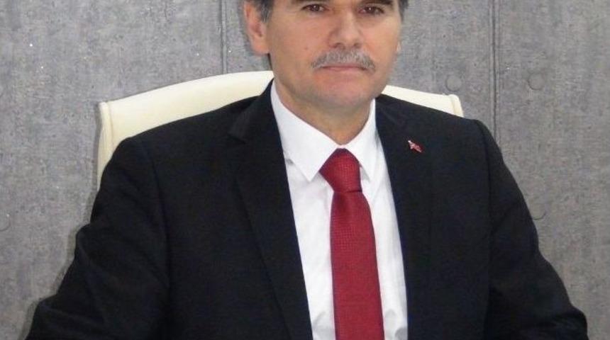 B&uuml;rokrat Aday Adayından Muhalefete G&ouml;nderme