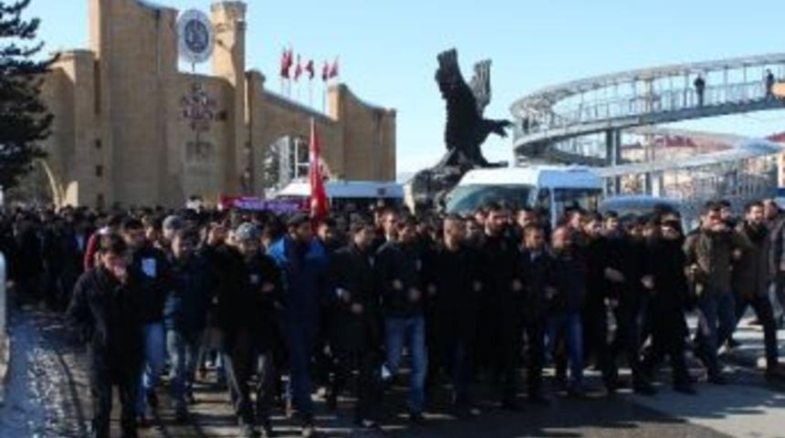 &Ccedil;akıroğlu İ&ccedil;in Gıyabi Cenaze Namazı Kılınacak