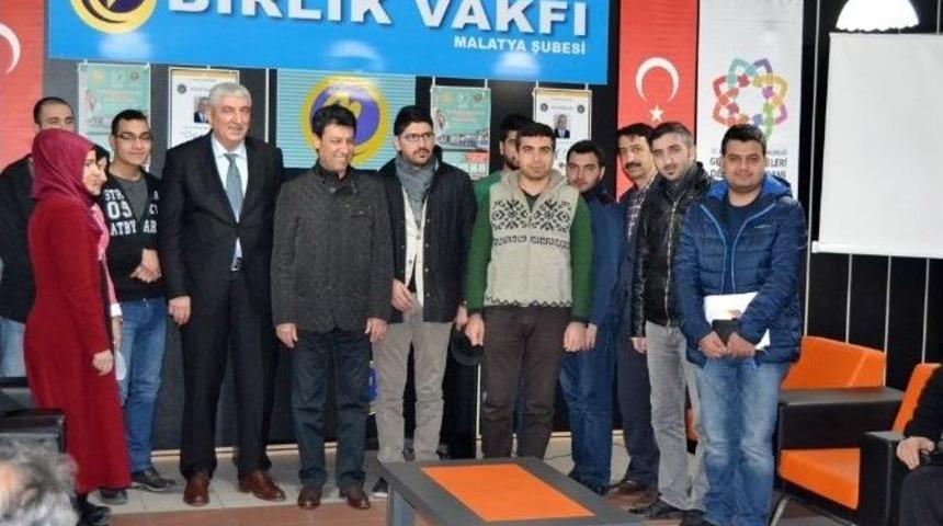 Birlik Vakfı Edebiyat Sohbetleri Devam Ediyor