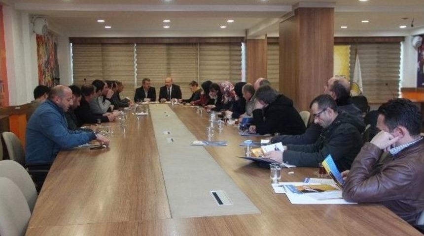 Milletvekili Aday Adayı T&uuml;rkyılmaz Merkez İl&ccedil;e Teşkilatı İle Bir Araya Geldi