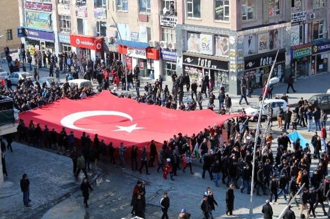 &Ccedil;akıroğlu&rsquo;nun &Ouml;ld&uuml;r&uuml;lmesine Erzurum&rsquo;da Tepki