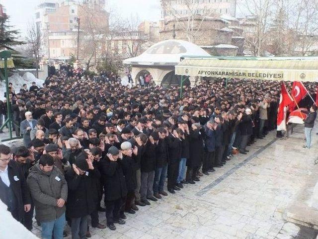 Afyonkarahisar’da, Fırat Yılmaz Çakıroğlu’nun Ölümü Protesto Edildi