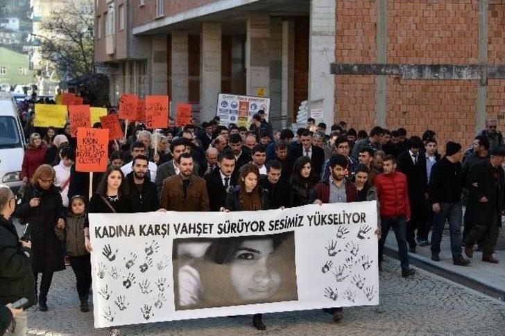 Gümüşhane’de Üniversite Öğrencileri Özgecan Ve Fırat İçin Yürüdü G2