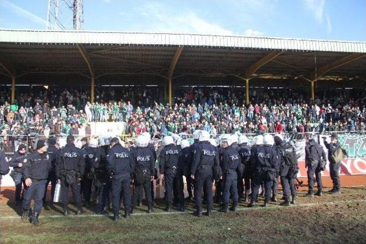 Spor Toto 3. Lig Maçında Olaylar Çıktı G2