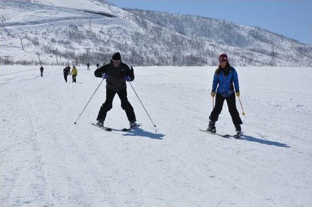 Tunceli’de Kayak Keyfi