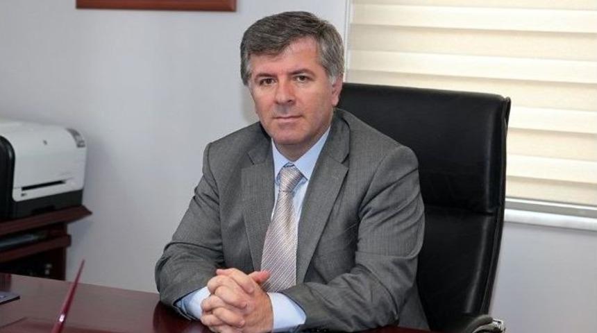 Kamp&uuml;s Yolu Yenileniyor