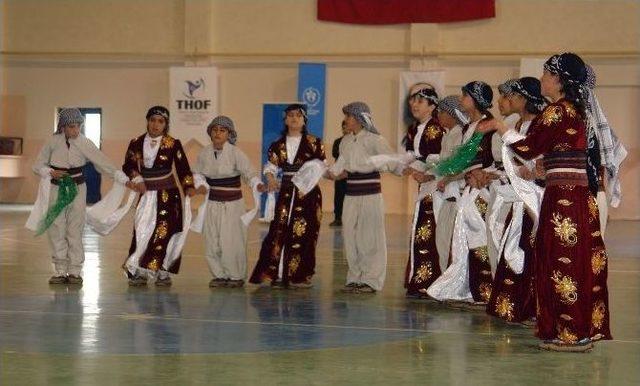 Hakkari’de Halkoyunları Yarışması Ertelendi