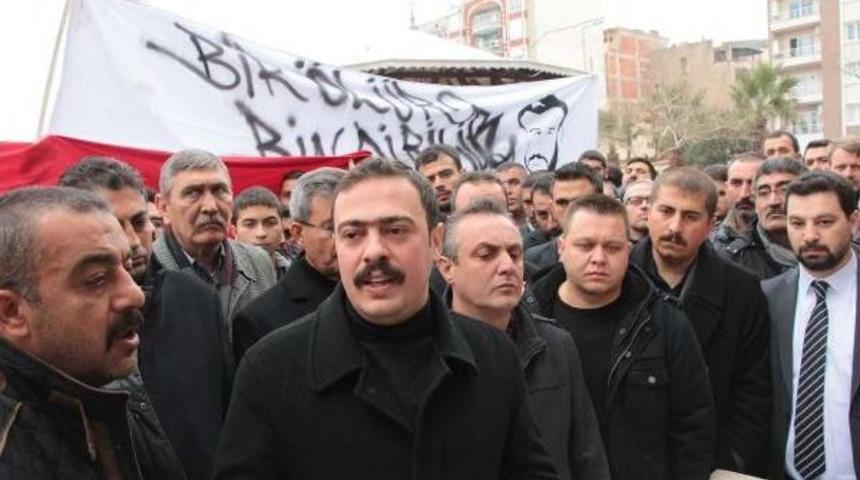 Manisa'da, &Ccedil;akıroğlu I&ccedil;in Gıyabi Cenaze Namazı Ve Y&uuml;r&uuml;y&uuml;ş