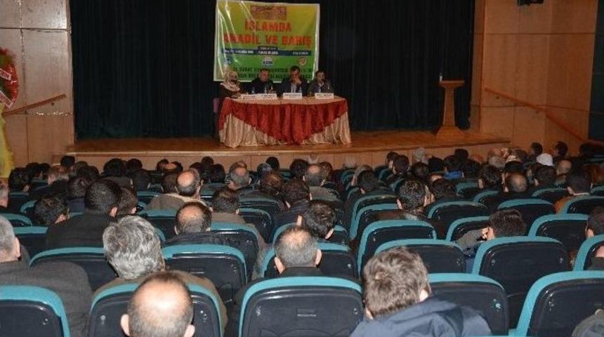 Tatvan&rsquo;da &ldquo;islam&rsquo;da Anadil Ve Barış&rdquo; Paneli D&uuml;zenlendi