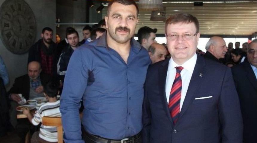 G&uuml;ney: &ldquo;t&uuml;rk Pasaportu &Ccedil;ok Değerlendi&rdquo;