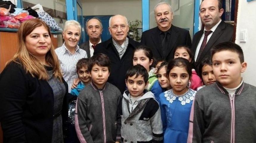 Botlar, Montlar Başkan Amca&rsquo;dan