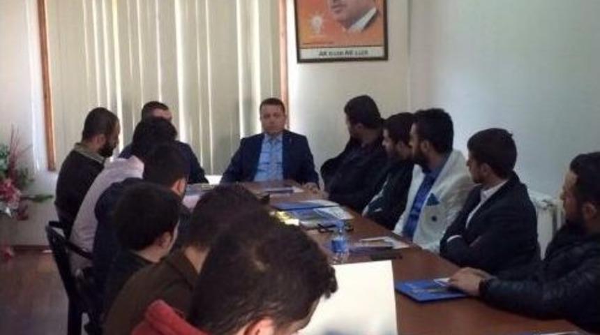 Milletvekili Aday Adayı Sarıoğlu Gen&ccedil;lerle Bir Arada