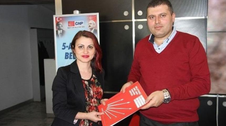 Chp&rsquo;nin En Gen&ccedil; Ve İlk Kadın Aday Adayı Başvurusunu Yaptı