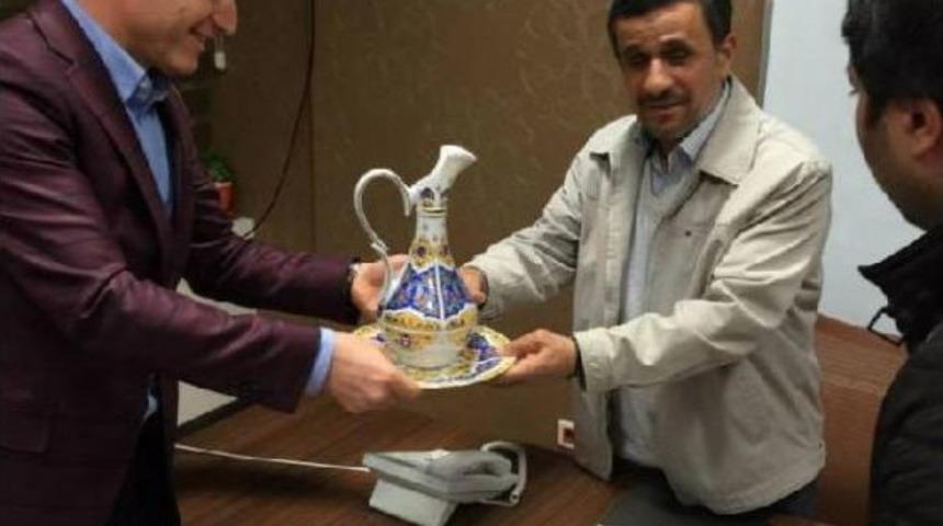 Ahmedinejat, Bursa&rsquo;Daki Erbakan&rsquo;I Anma Etkinliğine Katılacak