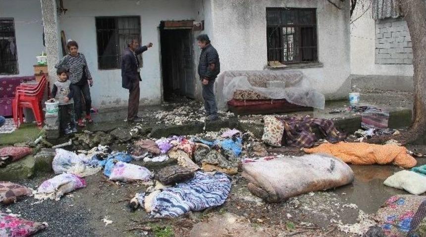 5 Kişilik Ailenin Yaşadığı 2 Odalı Ev Yandı