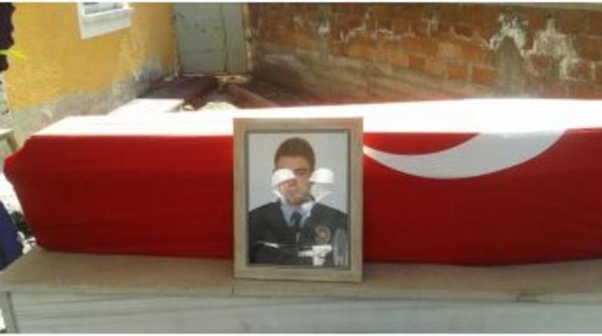 27 Yaşındaki Polis Kansere Yenik D&uuml;şt&uuml;