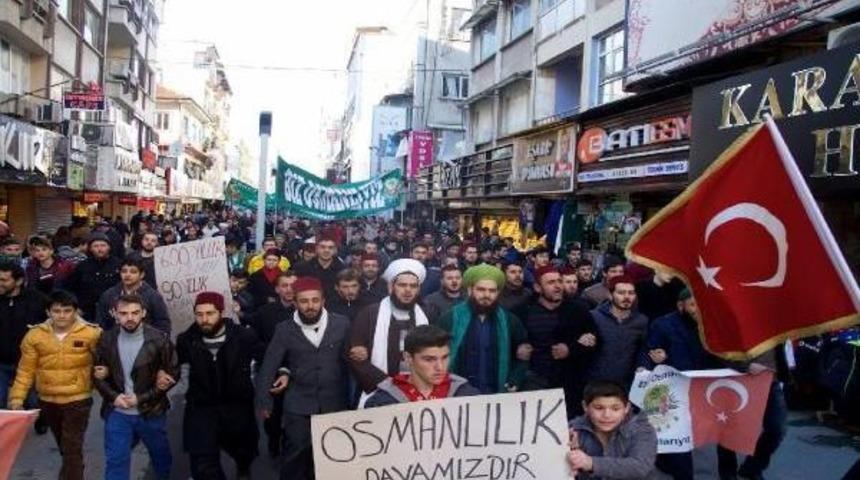 Sakarya'da Valilik Izinli 'osmanlı' Y&uuml;r&uuml;y&uuml;ş&uuml;ne Tepki