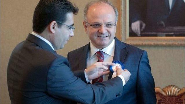 Mersin Vergi Dairesi Yönetiminden Vali Çakacak’a Ziyaret