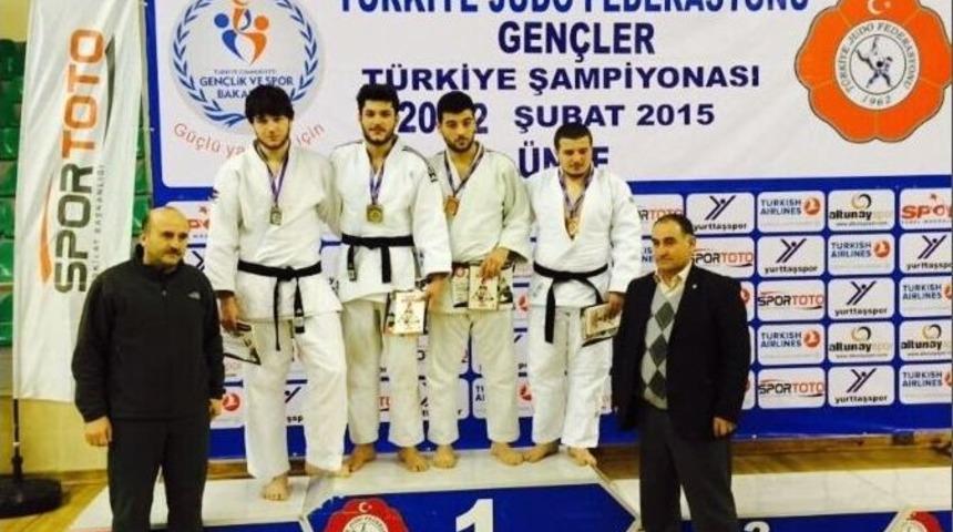 Ordu&rsquo;dan &Uuml;&ccedil; T&uuml;rkiye Derecesi