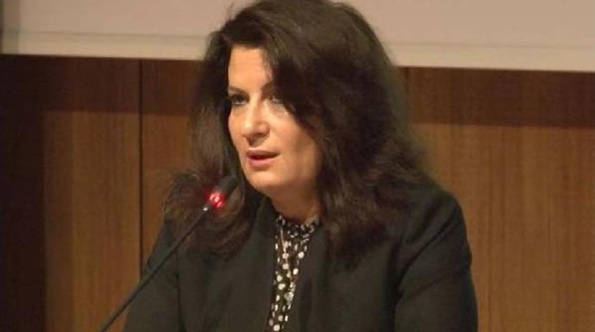 Nimet Baş: (İdam Cezası Tartışmaları)   İdama Oldum Olası Karşı Olan Biri Olarak &Ccedil;ok Anlamlı Bulmuyorum