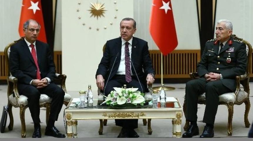 Cumhurbaşkanı Erdoğan, Ge&ccedil;ici K&ouml;y Korucuları Heyetini Kabul Etti