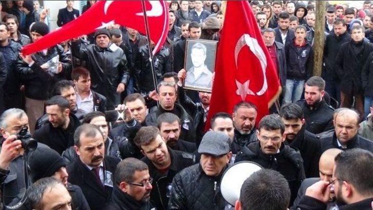 Çakıroğlu İçin Gıyabi Cenaze Namazı Ve Yürüyüş G3