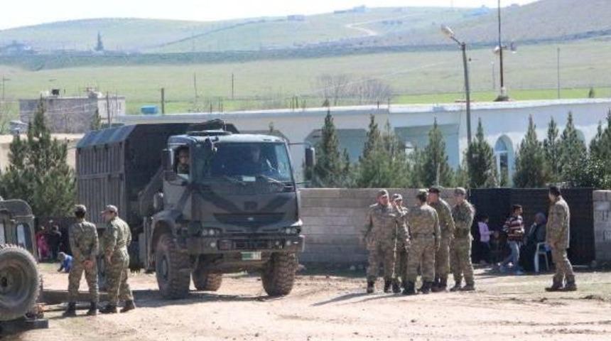 S&uuml;leyman Şah Ve 2 Askerin Naaşları I&ccedil;in Hudut Karakolunda Ge&ccedil;ici T&uuml;rbe (2)