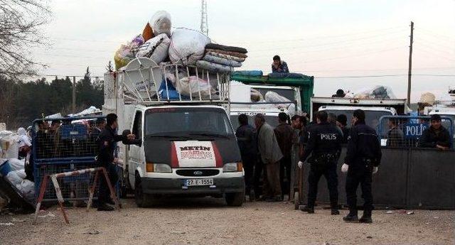 2 Bini Aşkın Suriyeli Ülkelerine Geri Döndü