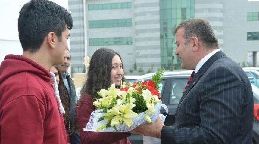 Koca, Y&ouml;netici Formasyonu Kazandırma Kurslarını Ziyaret Etti