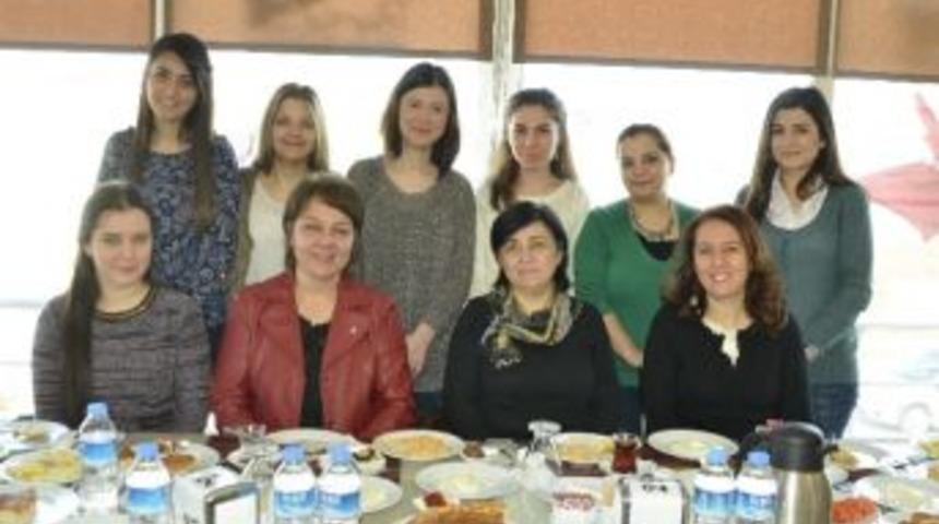 Yeni Anayasada Kadınlar Da Söz Sahibi Olmalı